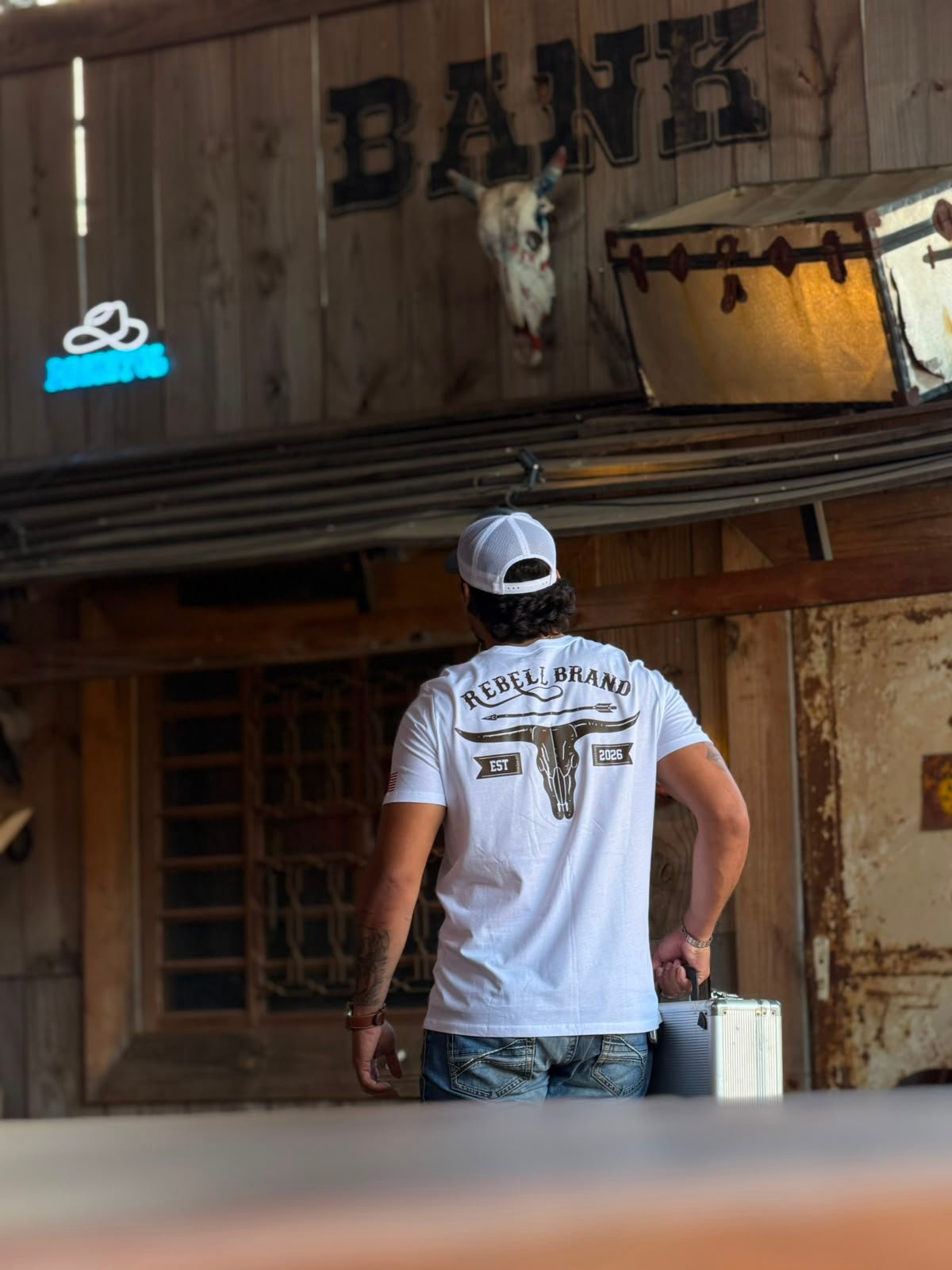 camiseta rebell brand longhorn classic branco 06 camiseta rebell brand longhorn classic branco 06