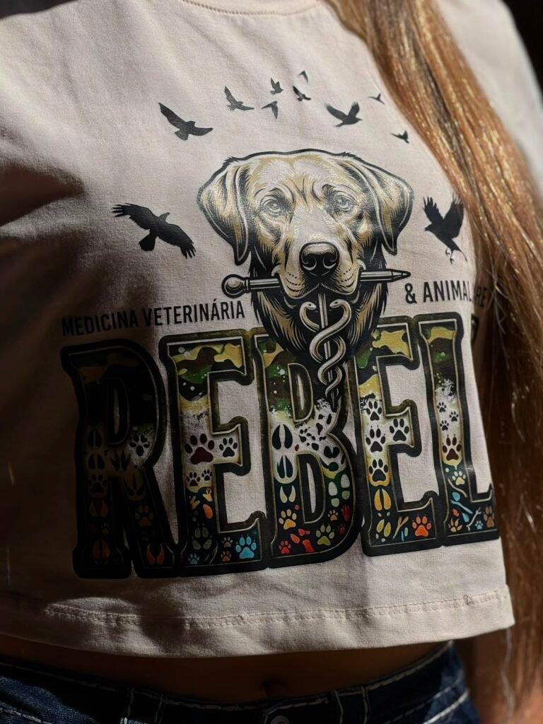 camiseta rebell brand med vet paisley branco 01