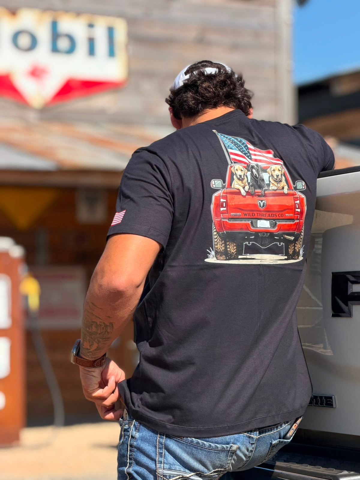 camiseta rebell brand red truck preto 02 camiseta rebell brand red truck preto 02