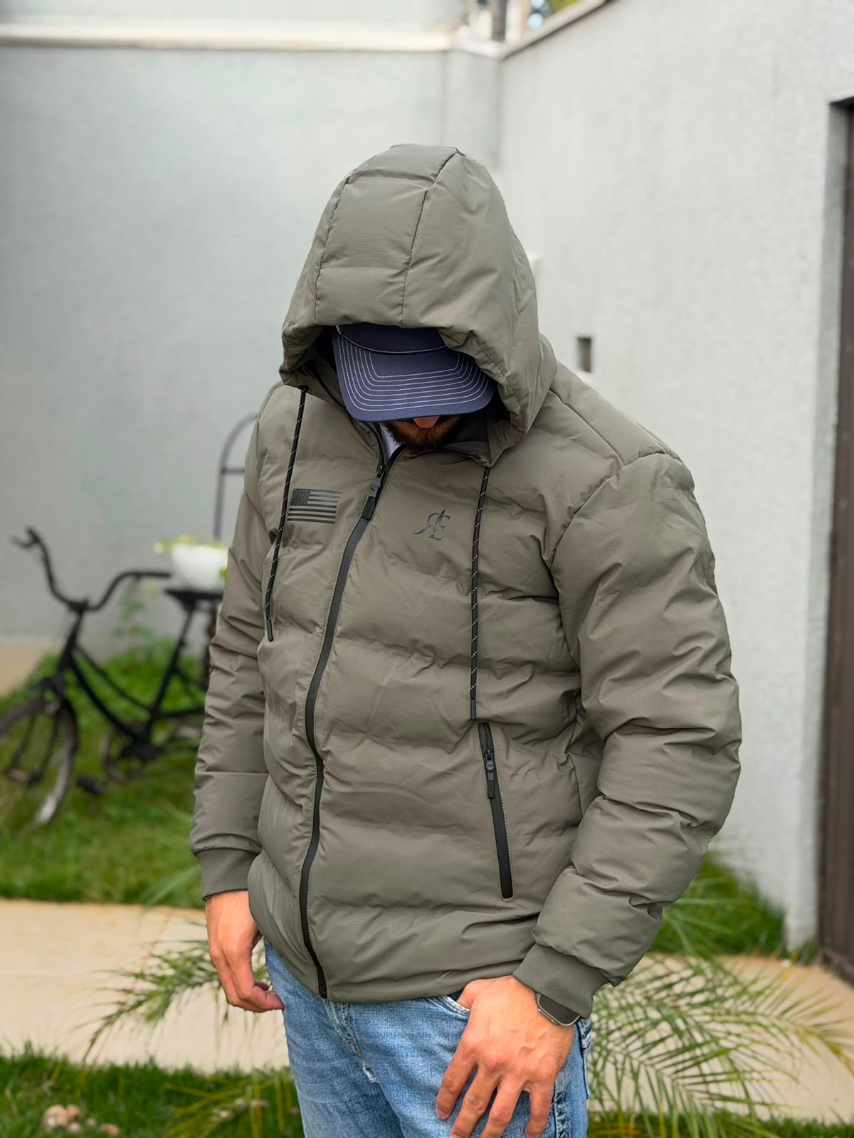 jaqueta puffer rebell verde militar frente 01 jaqueta puffer rebell verde militar frente 01
