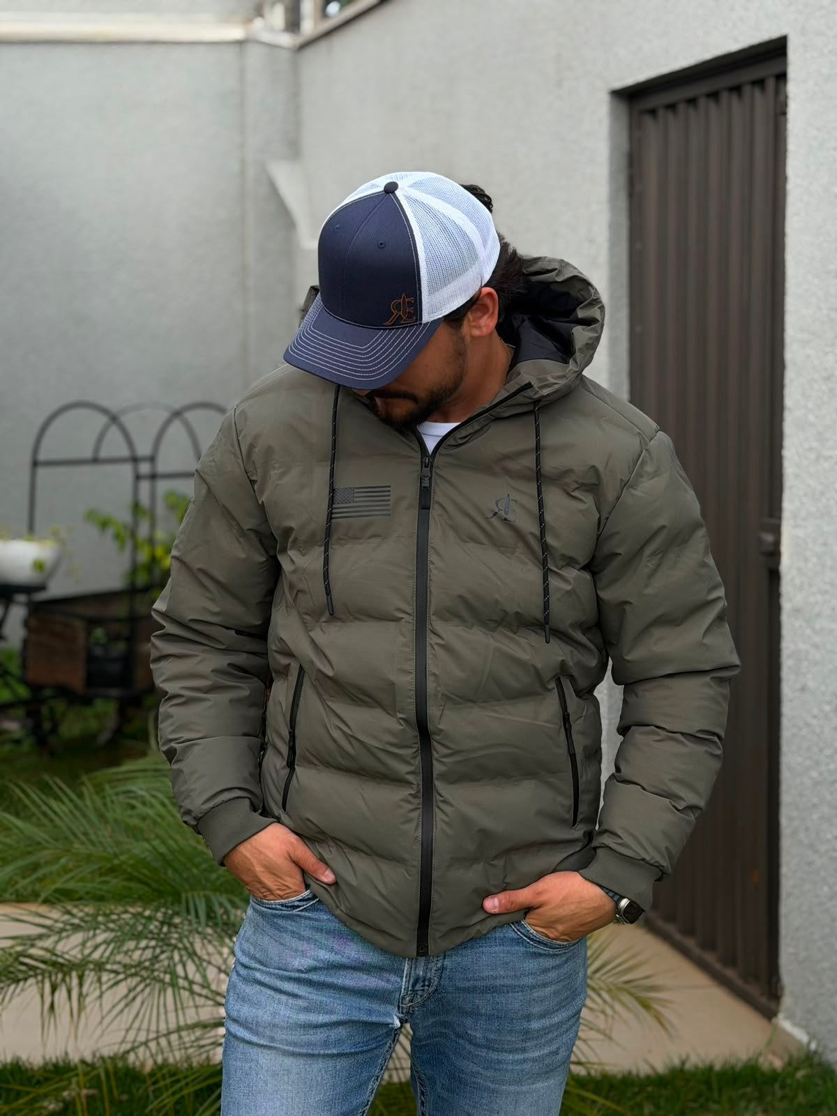 jaqueta puffer rebell verde militar frente 02 jaqueta puffer rebell verde militar frente 02